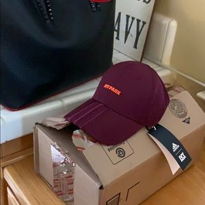 ivy park adidas backless hat Maroon color